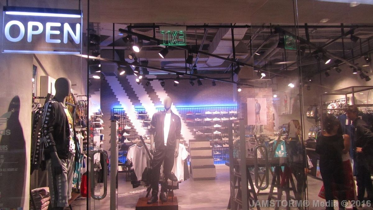 Ouverture d’un flagship store : les secrets de réussite